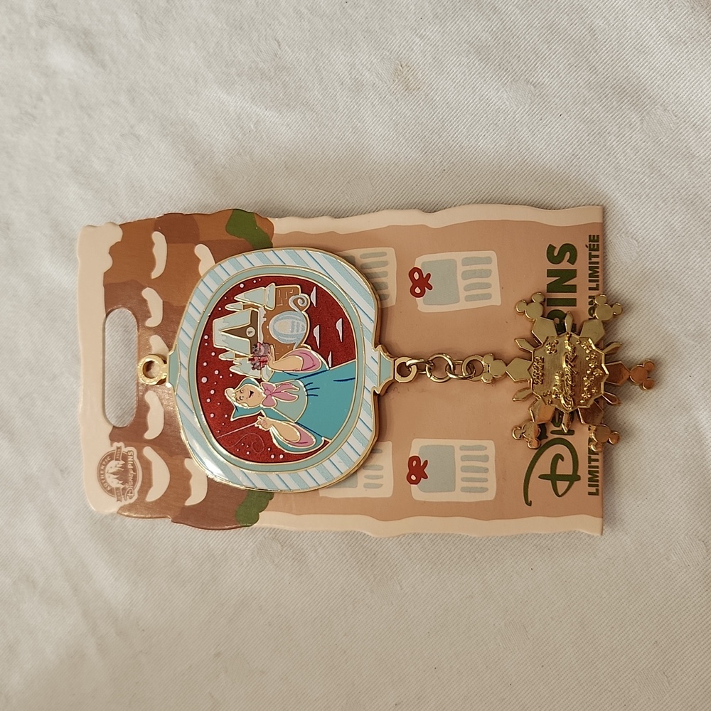 Disney World Resorts Contemporary Christmas pin LE New